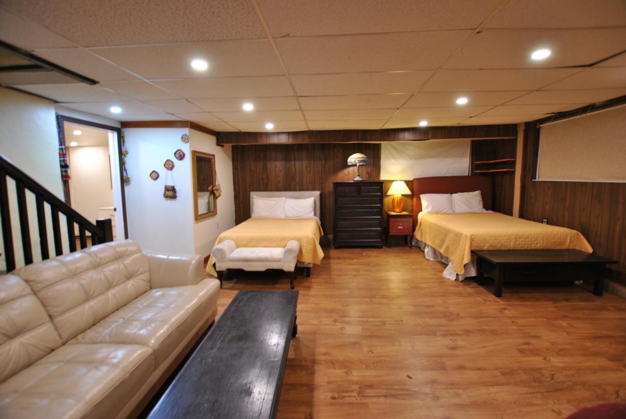 ניוארק Ewr Airport Multilevel Guest House Room With 2-3 Beds מראה חיצוני תמונה