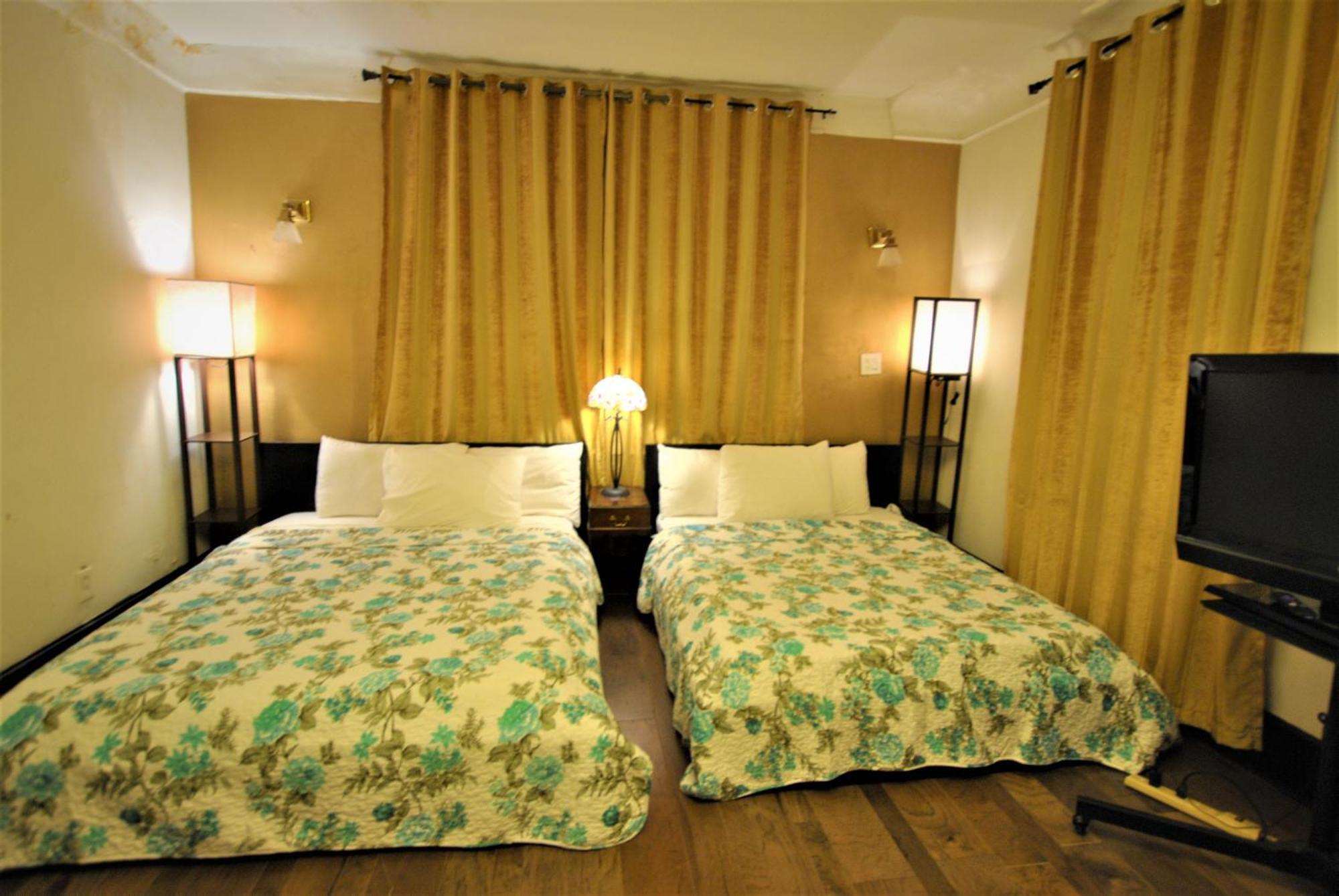 ניוארק Ewr Airport Multilevel Guest House Room With 2-3 Beds מראה חיצוני תמונה