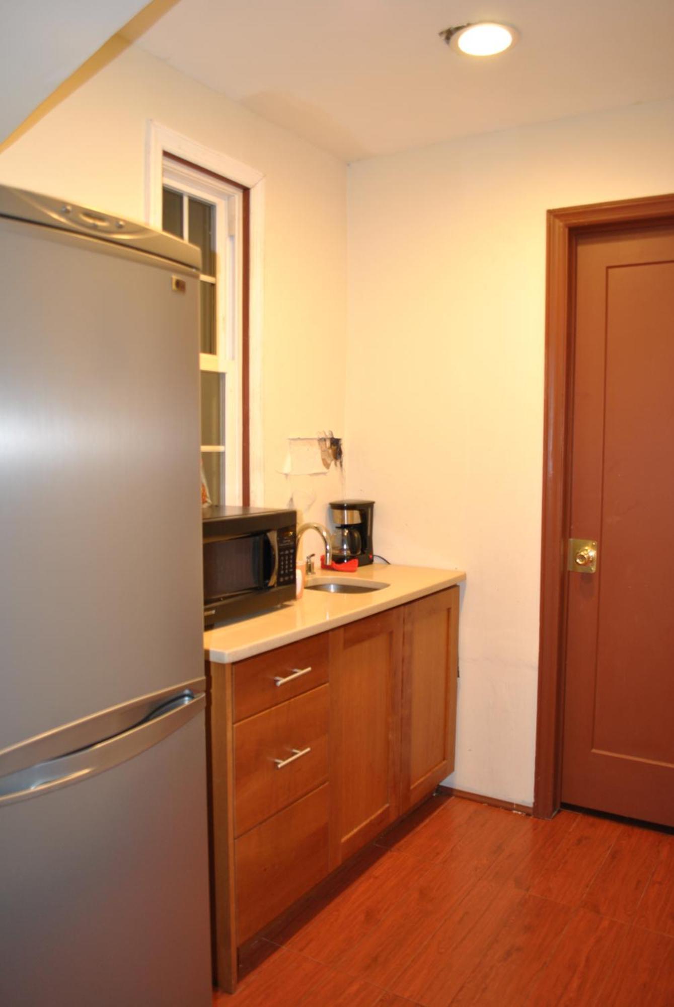 ניוארק Ewr Airport Multilevel Guest House Room With 2-3 Beds מראה חיצוני תמונה