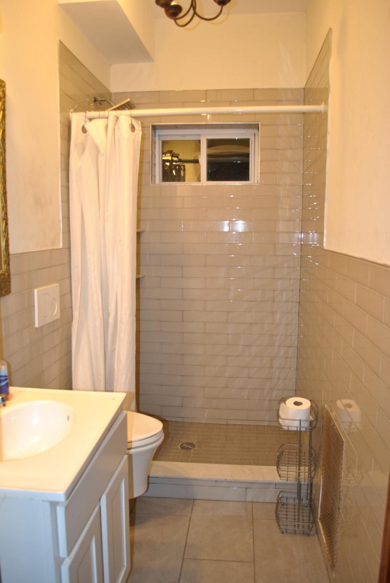 ניוארק Ewr Airport Multilevel Guest House Room With 2-3 Beds מראה חיצוני תמונה